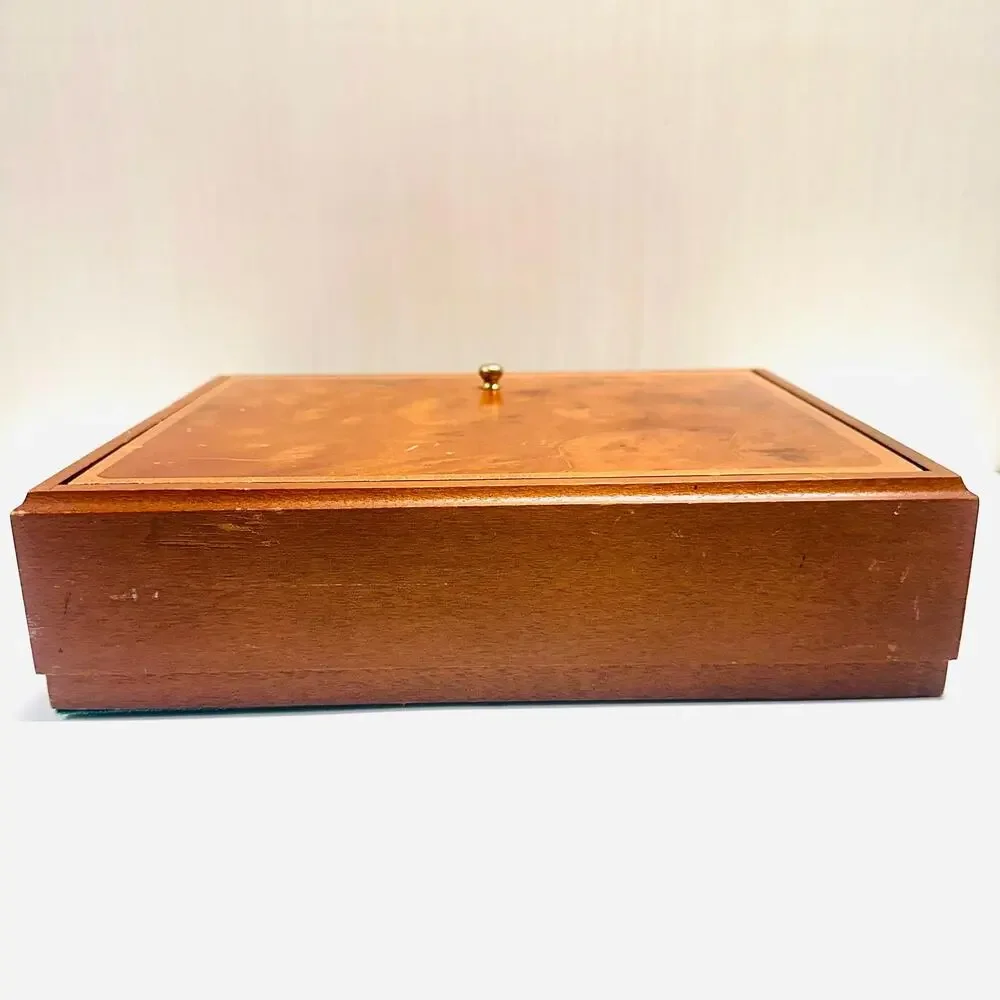Vintage Wood Game Box Storage Organizer - Picture 5 of 13